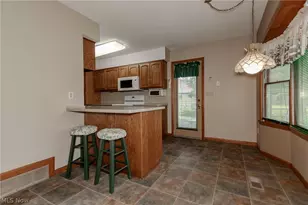 6372 Clearair Dr, Mentor, OH 44060 - Photo 8