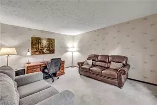 5931 Linder Cir NE, Canton, OH 44721 - Photo 6