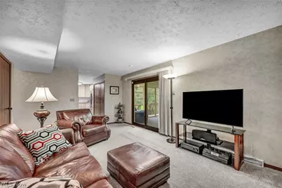 5931 Linder Circle NE, Canton, OH 44721 - Photo 4