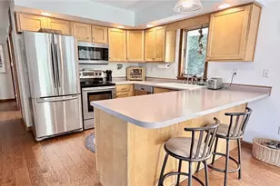 404 Sweetvalley, Kelleys Island, OH 43438 - Photo 2