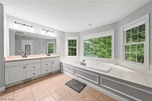 18131 Greatwood Ln, Chagrin Falls, OH 44023 - Photo 22
