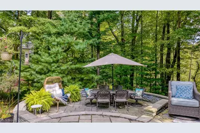 18131 Greatwood Lane, Chagrin Falls, OH 44023 - Photo 34