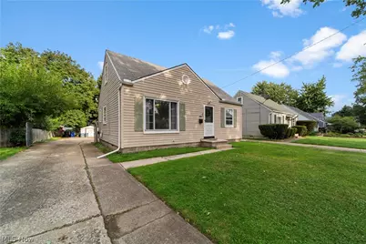 4403 W 191st Street, Loveland, OH 44135 - Photo 2