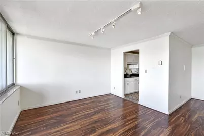 12900 Lake Avenue #1624, Oakwood, OH 44107 - Photo 10