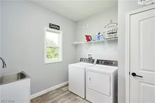 9233 Beatty St NW, Massillon, OH 44647 - Photo 12