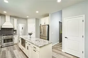9233 Beatty St NW, Massillon, OH 44647 - Photo 6