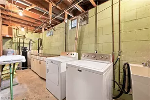 1364 Stonington Rd NW, North Canton, OH 44720 - Photo 36
