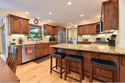 2316 Green Ridge Drive, Wickliffe, OH 44092 - Photo 12