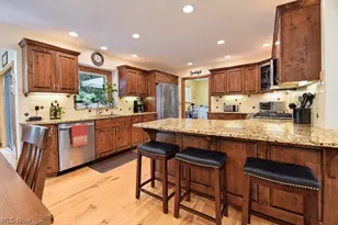 2316 Green Ridge Dr, Wickliffe, OH 44092 - Photo 12
