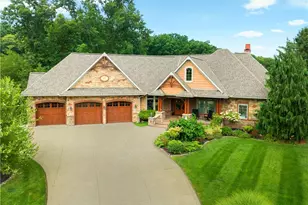 7995 Shady Stone St NW, Massillon, OH 44646 - Photo 2