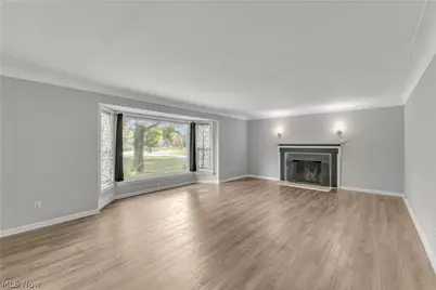 29126 Chardon Road, Willoughby Hills, OH 44092 - Photo 6