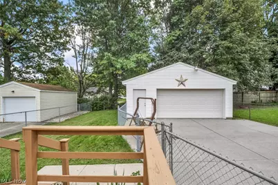 630 Barbara Avenue, Akron, OH 44306 - Photo 30