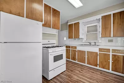 630 Barbara Avenue, Akron, OH 44306 - Photo 10