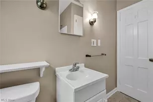 630 Barbara Ave, Akron, OH 44306 - Photo 20