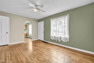 630 Barbara Ave, Akron, OH 44306 - Photo 6