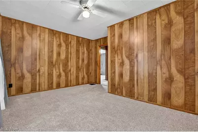 205 Leatherwood Street, Cambridge, OH 43725 - Photo 28
