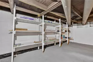 205 Leatherwood St, Cambridge, OH 43725 - Photo 30