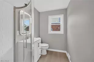 309 E Baird Ave, Barberton, OH 44203 - Photo 20