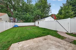 309 E Baird Ave, Barberton, OH 44203 - Photo 6