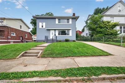 309 E Baird Avenue, Barberton, OH 44203 - Photo 2