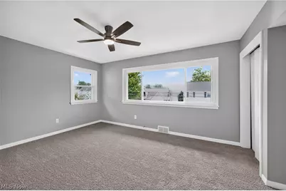 309 E Baird Avenue, Barberton, OH 44203 - Photo 26