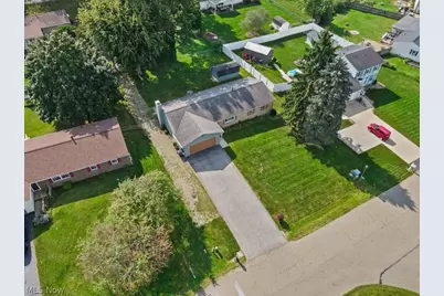 8508 Kellydale Street NW, Massillon, OH 44646 - Photo 36