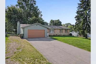 8508 Kellydale Street NW, Massillon, OH 44646 - Photo 2