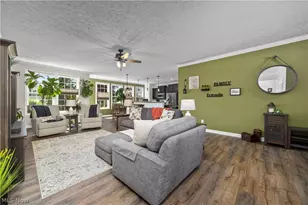8782 Wakefield Run, North Ridgeville, OH 44039 - Photo 6