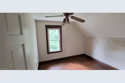 9821 Gambier Avenue, Loveland, OH 44102 - Photo 12