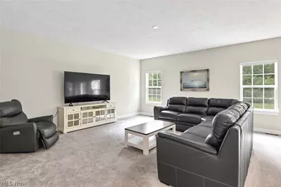 35405 Crystal Creek Court, Grafton, OH 44044 - Photo 2