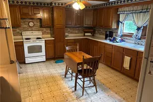 21815 Courtney Rd, Alliance, OH 44601 - Photo 6