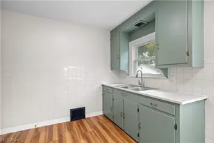 731 W 32nd St, Lorain, OH 44052 - Photo 10