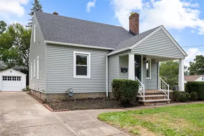 731 W 32nd Street, Lorain, OH 44052 - Photo 2