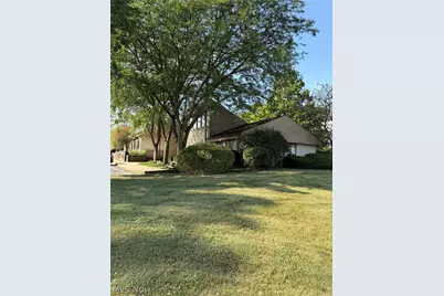 3500 W Market Street #3, Fairlawn, OH 44333 - Photo 1