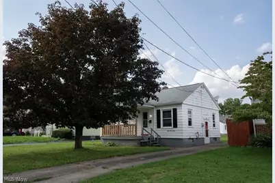 834 Cambridge Avenue, Youngstown, OH 44502 - Photo 2