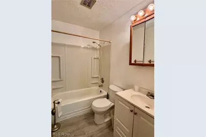 2261 7th Street SW, Akron, OH 44314 - Photo 8