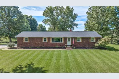 6934 Center Street NE, Hartville, OH 44632 - Photo 1