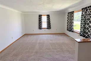 203 W Main Rd, Conneaut, OH 44030 - Photo 4