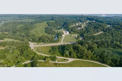 5255 Heckel Drive, Roseville, OH 43777 - Photo 2