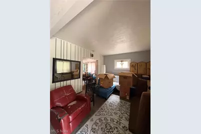 9915 Raymond Avenue, Loveland, OH 44104 - Photo 4