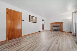 1724 Spring Valley Ave NW, Canton, OH 44708 - Photo 4