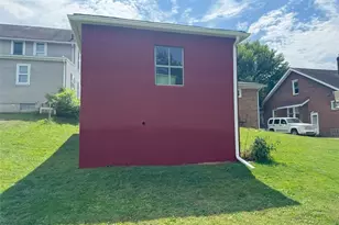223 E Cassell Ave, Barberton, OH 44203 - Photo 14
