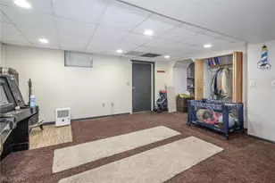 1248 Munroe Falls Kent Rd, Kent, OH 44240 - Photo 22