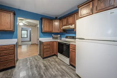 1248 Munroe Falls Kent Road, Kent, OH 44240 - Photo 8