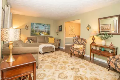 4426 Woodland Avenue NW, Canton, OH 44709 - Photo 8