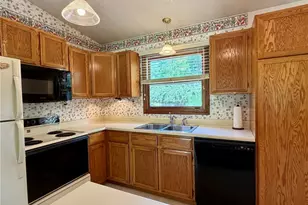 11985 Auburn Rd, Chardon, OH 44024 - Photo 8
