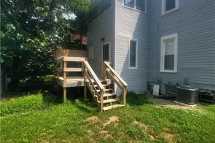 140 7th St NW, Barberton, OH 44203 - Photo 2
