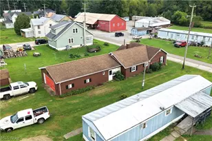 319 Galation St, Glenmont, OH 44628 - Photo 2