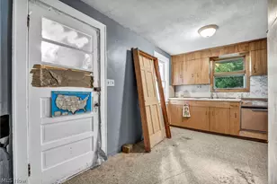 1494 Lakeland Ave, Akron, OH 44320 - Photo 12
