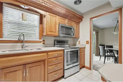 78 Yardley Lane, Akron, OH 44313 - Photo 10